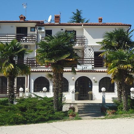 Apartments Lav Umag Exterior foto