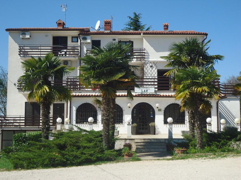 Apartments Lav Umag Exterior foto